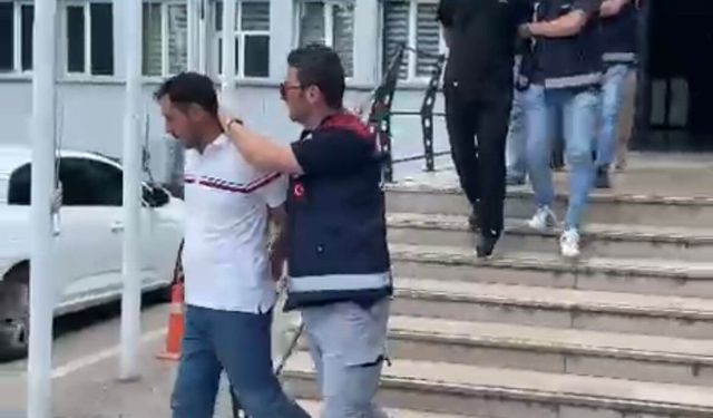 Bursa'da "iş bulma şebekesi" çökertildi