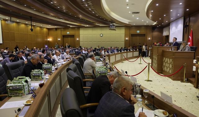 Bursa Büyükşehir Meclisi'nde İnegöl, kardeş şehir ve otopark kararları