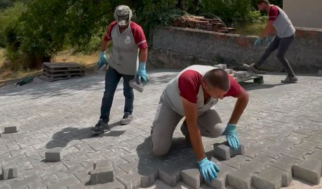 İnegöl'de kırsal mahalleler yeni görünümüne kavuşuyor