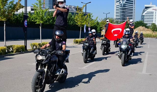 Bursa'da yunus polisleri temel eğitim kursunu tamamladı