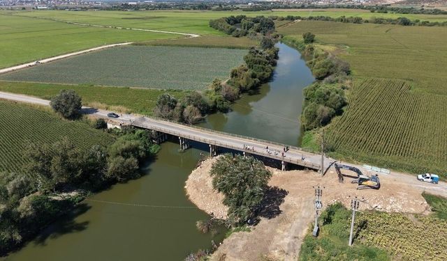 Büyükşehir'den Karacabey'e yeni köprü