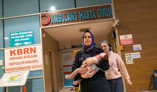 Kanepeden düşen bebek beyin kanaması geçirdi
