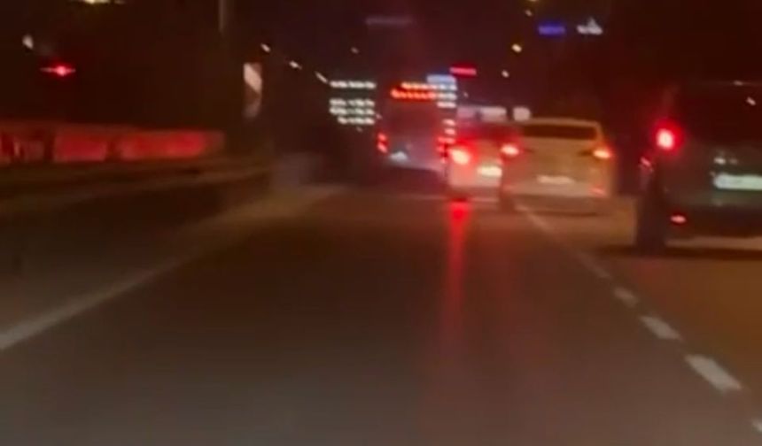 İki sürücünün yol verme inadı kamerada