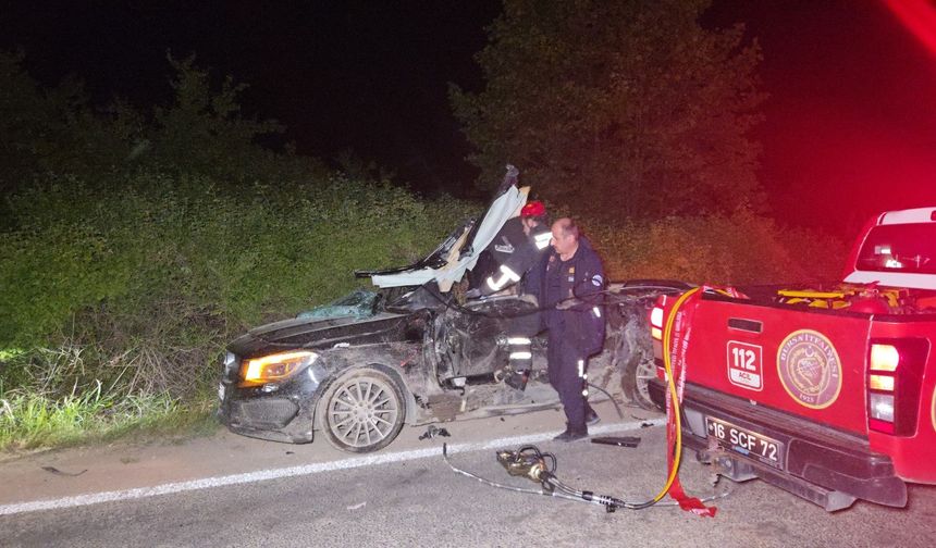 Bursa'da gece yarısı feci kaza: 3 ölü