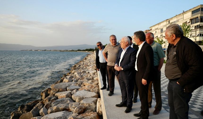Büyükşehir’den Kurşunlu sahil yoluna otopark müjdesi