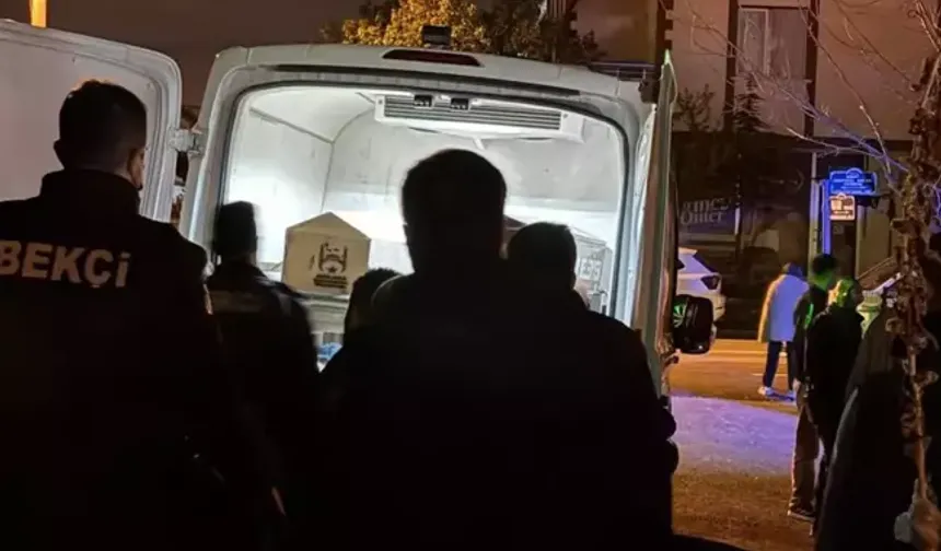 21 yaşındaki komşusunu katledip, canına kıydı