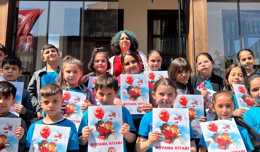 Osmangazi Belediyesi’nden çocuklara masal şöleni