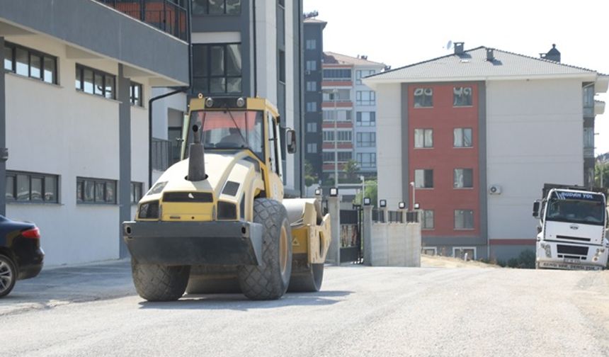 İnegöl'de yeni sokaklar açılıyor, ulaşıma konfor geliyor