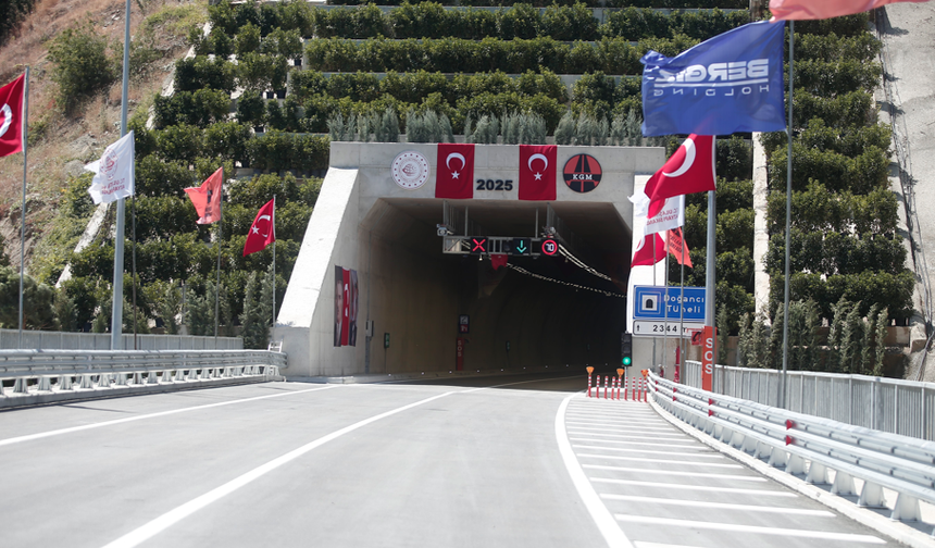 Bursa'yı dağ yörelerine bağlayan Doğancı Tüneli hizmete girdi