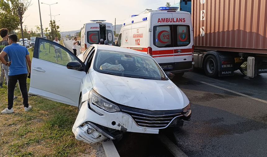 Bursa’da cip ile otomobil çarpıştı: 2 yaralı