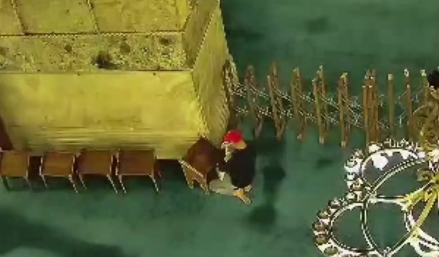 Ayasofya Cami'ni yakmaya kalktı!