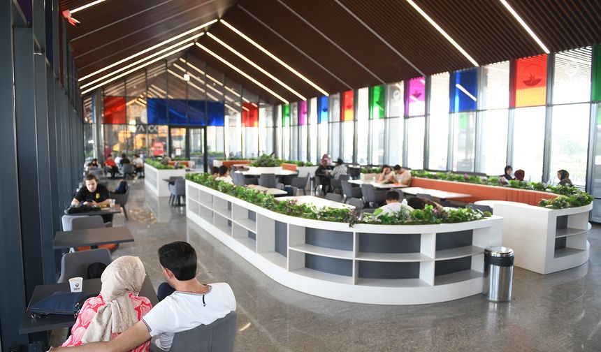 Genç Kafe, bir yılda 320 bin genci ağırladı
