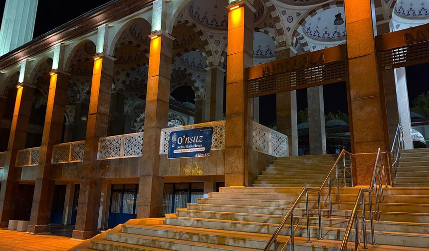 Bursa'daki "kim o" pankartının sırrı çözüldü