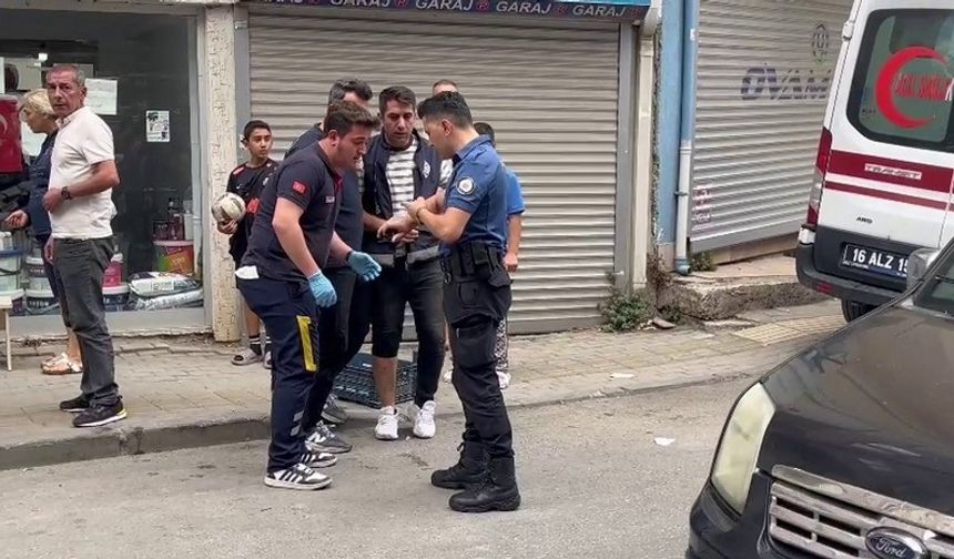 İhbara giden polislerin üzerine pitbull cinsi köpeğini saldı