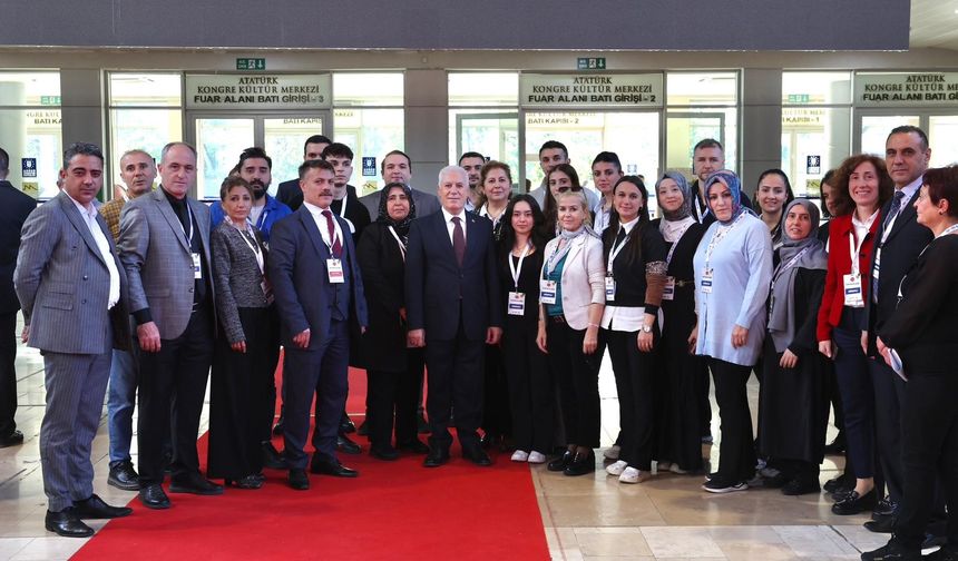 Bozbey Muhtarları unutmadı