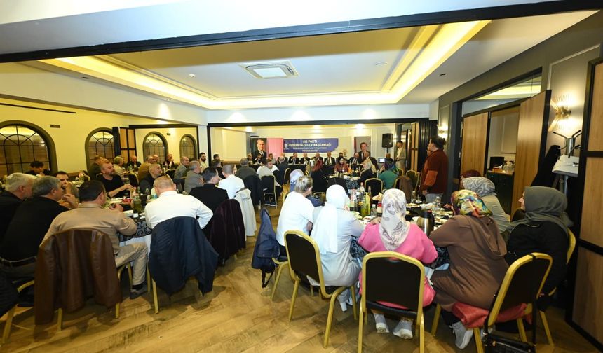 Bursa'da 800 yeni üye AK Parti'ye katıldı