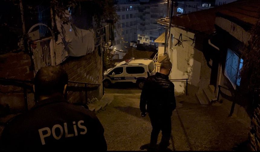 Bursa'da bahçeye çıkan kadın cesetle karşılaştı