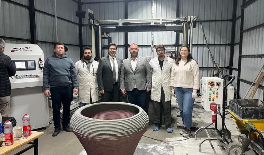 Bursa Uludağ Üniversitesi 3D beton yazıcı ile bir haftada 300 metrekarelik ev yapacak