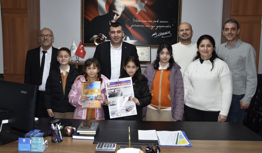 Karacabey Belediyesi, öğrencilerin yanında