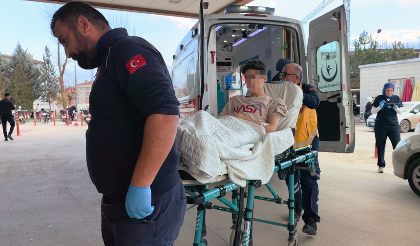 İnegöl'de bıçaklı kavga: 1 yaralı