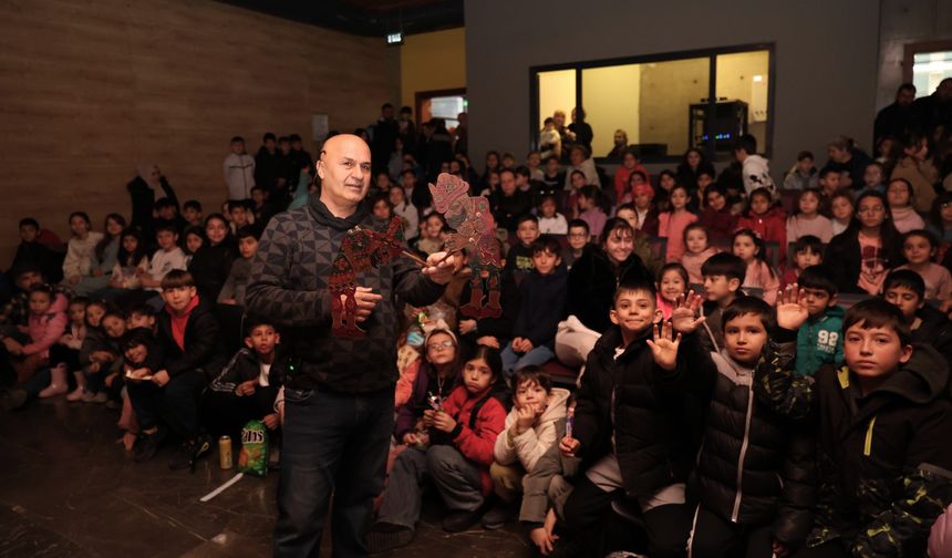 Bursa'nın yüzlerce yıllık simgeleri Osmangazi'de perdeye yansıdı