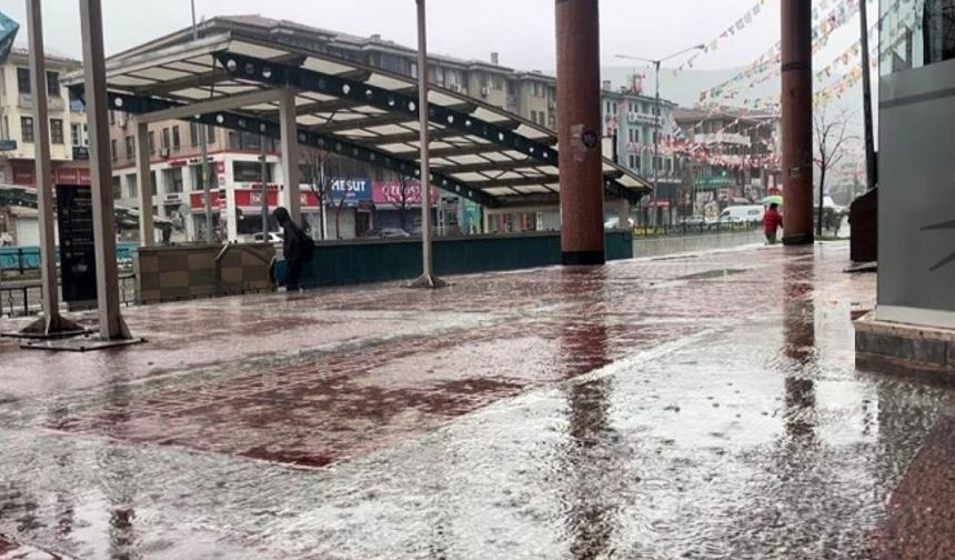 Meteoroloji’den Bursa için kuvvetli sağanak uyarısı: Yağışlar 5 gün sürecek
