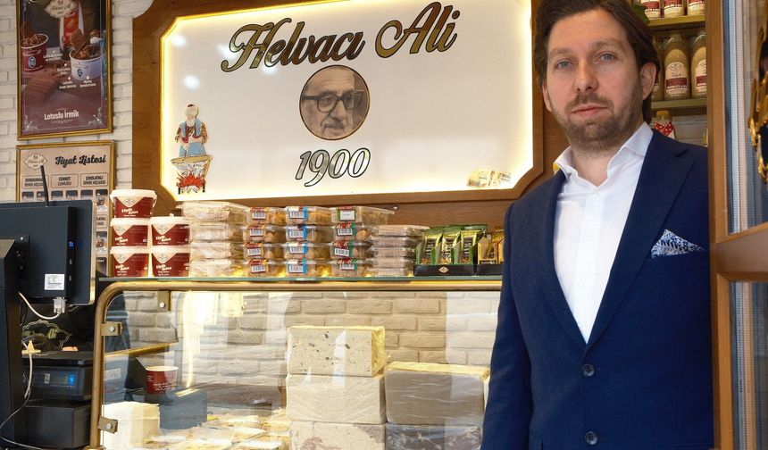 Geleneksel Tatlıyı Dondurmayla Birleştirdi, Lezzetini Dünyaya Taşıdı