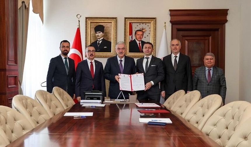 İnegöl’e 10 aile hekimliği birimli sağlık merkezi yapılıyor