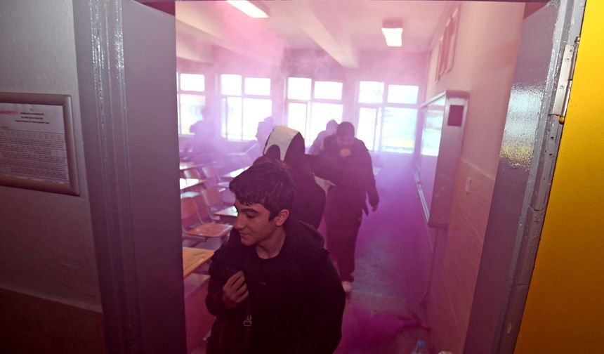 Osmangazi’de gerçeğini aratmayan yangın tatbikatı