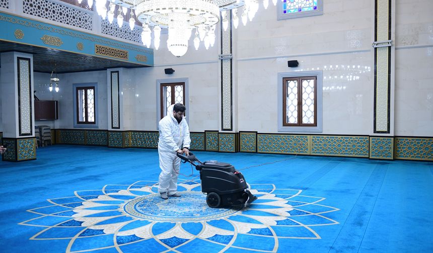 Kestel’de camiler Ramazan Bayramı’na hazırlanıyor