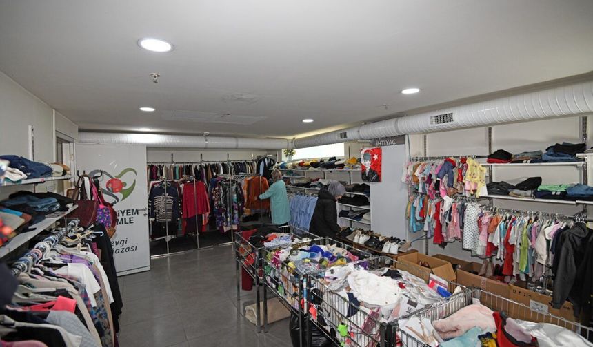 Bursa’da ihtiyaç sahibi çocuklara ücretsiz bayramlık!