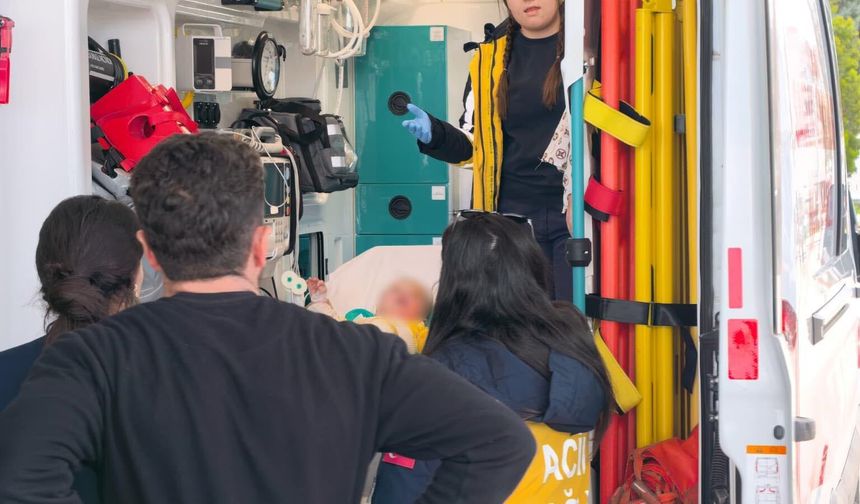 Bursa'da kaynar su üzerine dökülen 9 aylık bebek ağır yaralandı