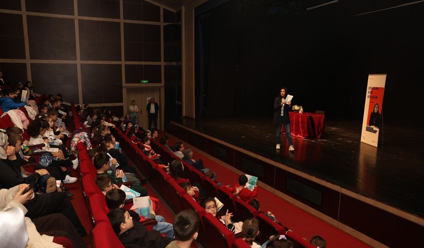 Minikler, "Kızıl Kaptan" ile hayal yolculuğuna çıktı