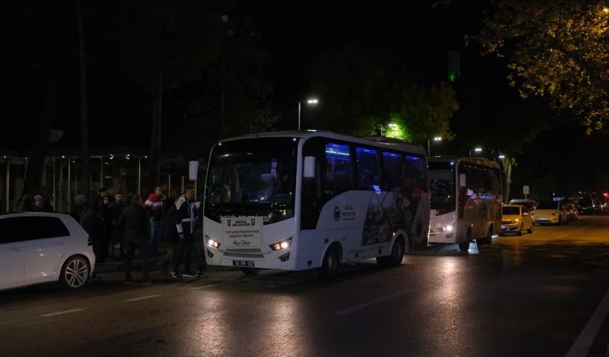 İnegöl Belediyesi öğrencileri robot yarışmasına götürdü