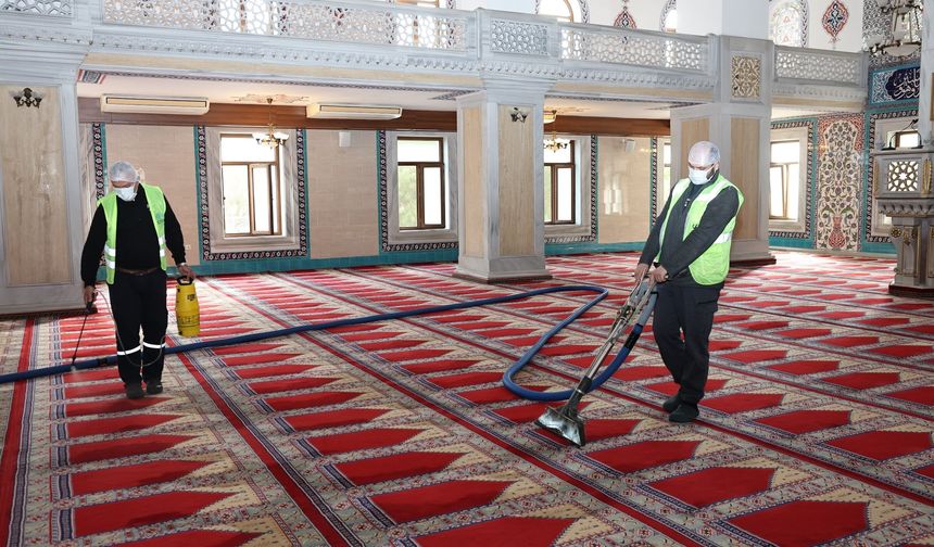 Nilüfer’in ibadethanelerinde bahar temizliği