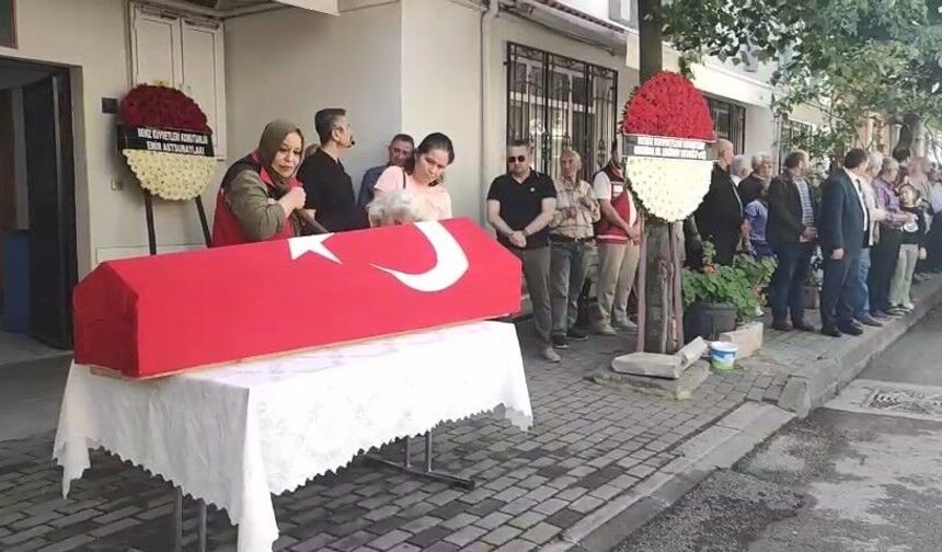 Kalp Krizi Geçiren Astsubay Levent Kırdım, Gemlik’te Askeri Törenle Uğurlandı