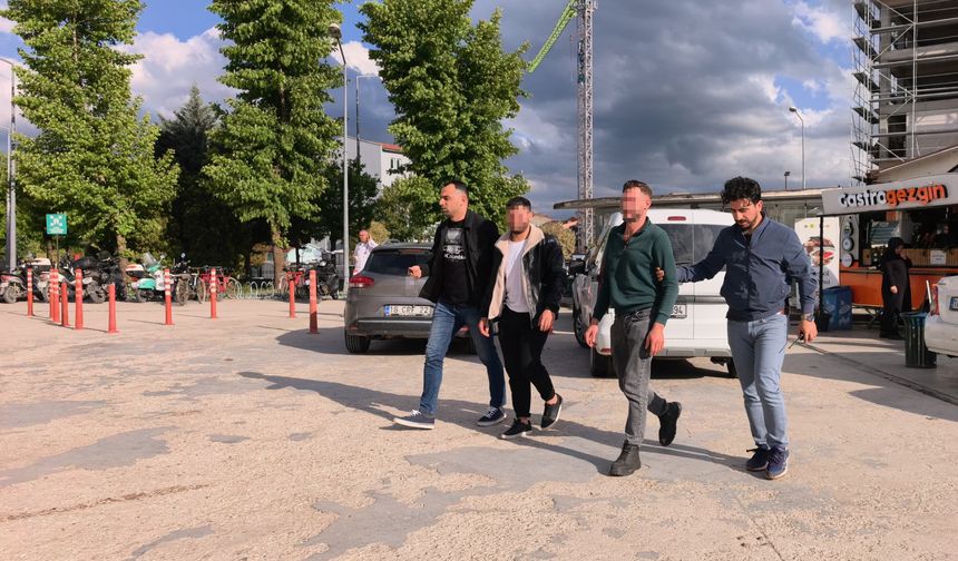 İnegöl’de enseden bıçaklayan şüpheli ile ağabeyi yakalandı