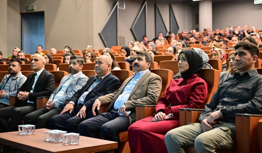 Yıldırım Belediyesi personeline yapay zeka eğitimi