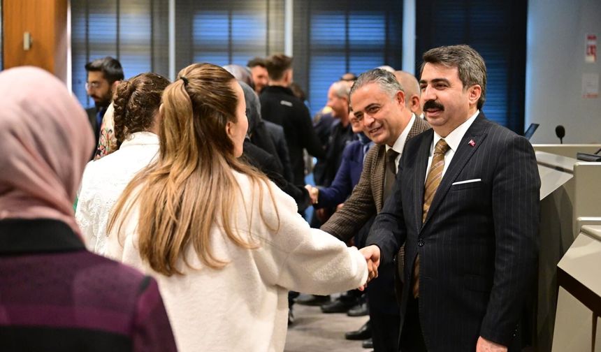 Başkan Oktay Yılmaz belediye personeliyle bayramlaştı