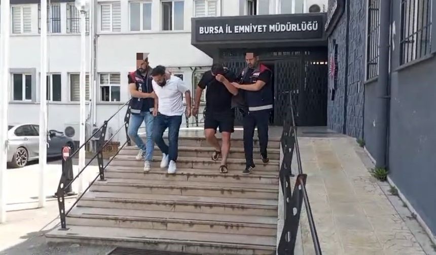 Bursa'da bir telefonla başladı, altınlarından oldu!