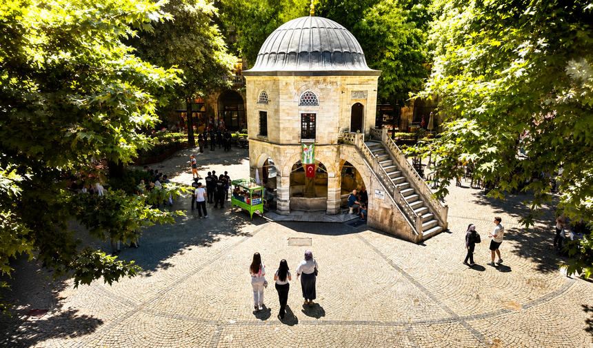 Bursa'da Kozahan'da restorasyon öncesi yeni karar