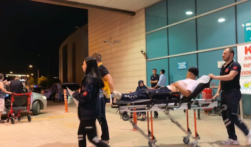 Bursa’da bıçaklı kavga: 1’i ağır 2 yaralı