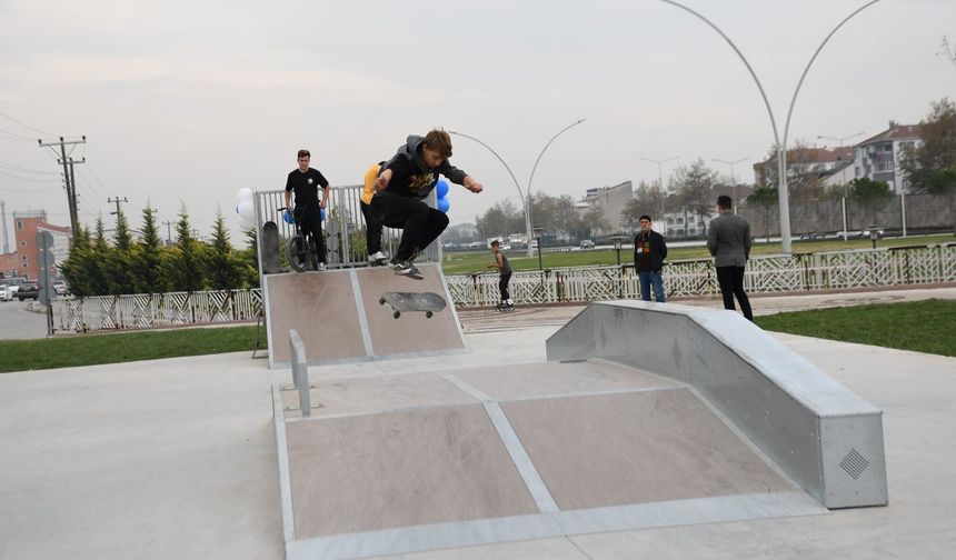 İnegöllü gençlere yeni kaykay park