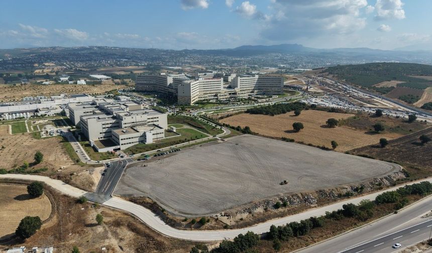 Şehir Hastanesi otoparkı hizmete açıldı