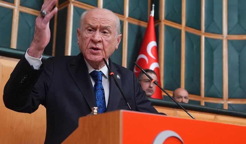 "Cumhurbaşkanlığı Hükümet Sistemi" değişiyor mu? Bahçeli'den çağrı geldi