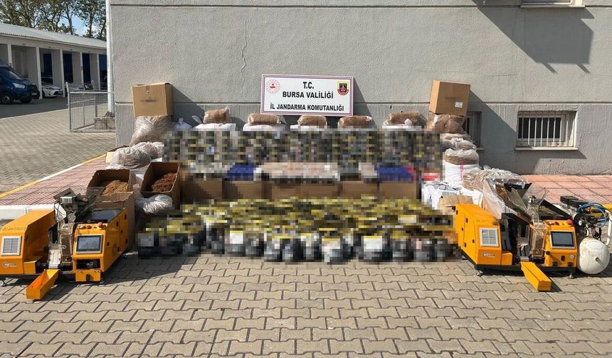 Bursa’da kaçakçılık operasyonu: 3,2 milyon liralık kaçak tütün ve sigara ele geçirildi