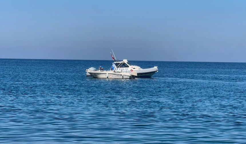 Mudanya'da denizin üzerinde ölü bulundu