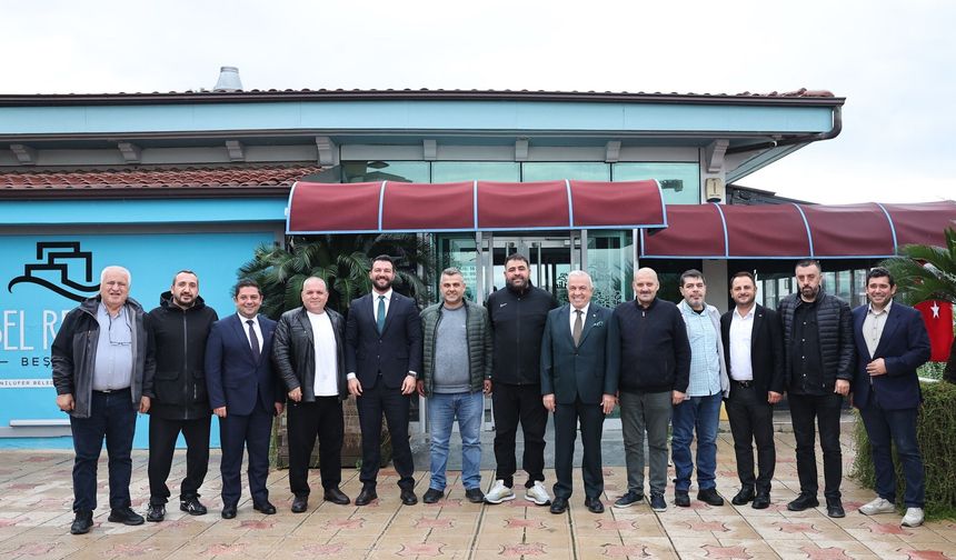 Başkan Şadi Özdemir Bursaspor tribün liderleriyle bir araya geldi