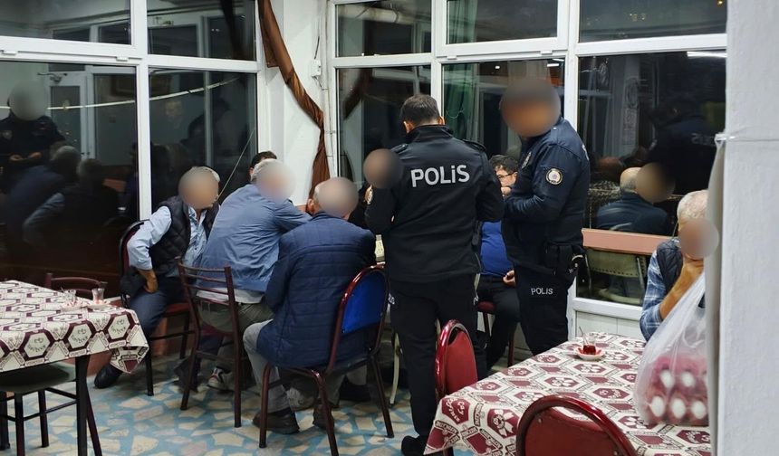 Bursa'da 300 polisin katılımıyla 'Huzur' uygulaması: İşletmelere işlem yapıldı
