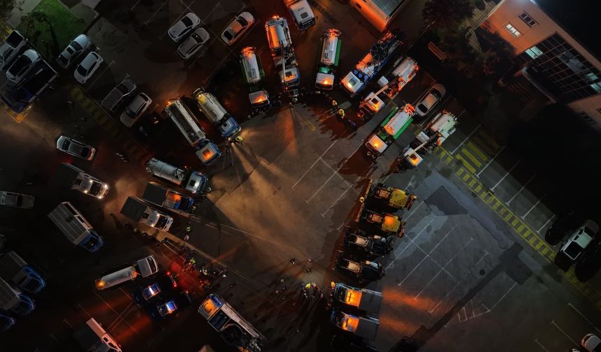 Büyükşehir'de yağmur teyakkuzu: bin 126 personel, 439 araç görev başında